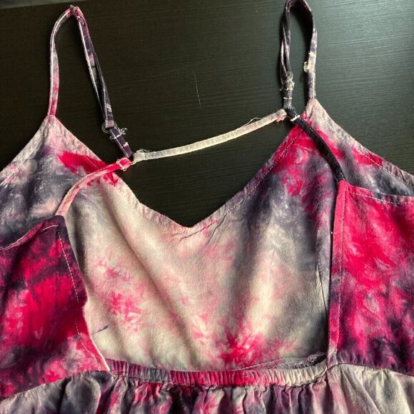 TIE DYE SPAGUETTI STRAP CAMISOLE/WAIST RUFFLE SIZE SMALL OPEN BACK - Picture 6 of 9